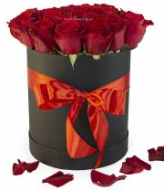 25 red roses in a box