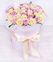 39 cream and pink roses in a hat box