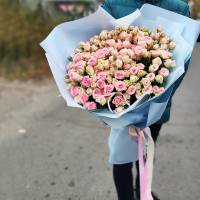 Букет Свіжість із кущової троянди