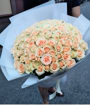 51 roses and white cream